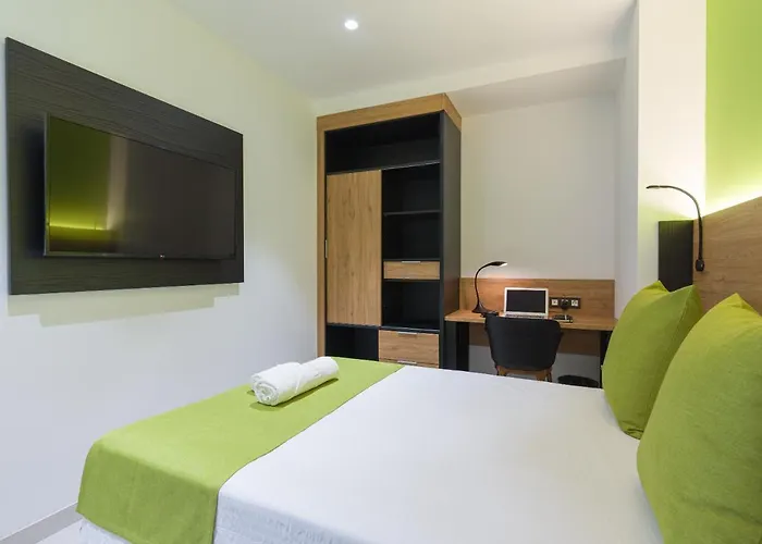 Hotel Mg Poniente 3*