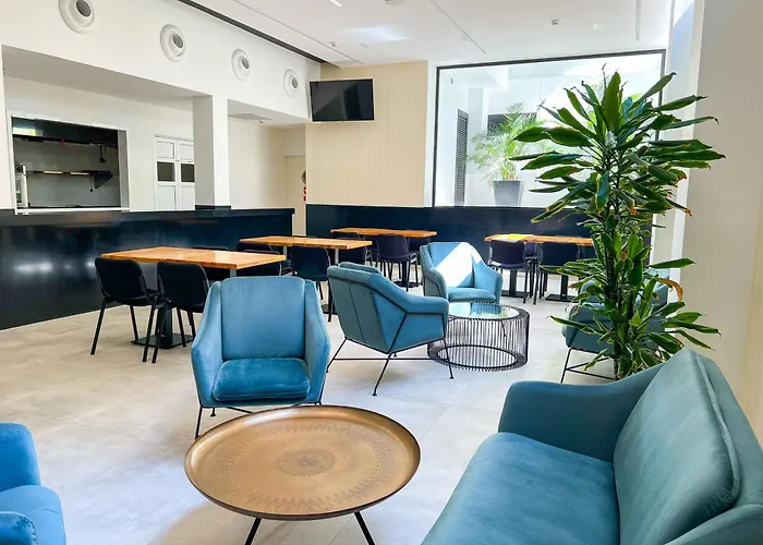 호텔 Mg Poniente 3*